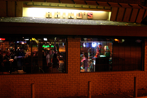 Rhino's Pub - Nov 2007